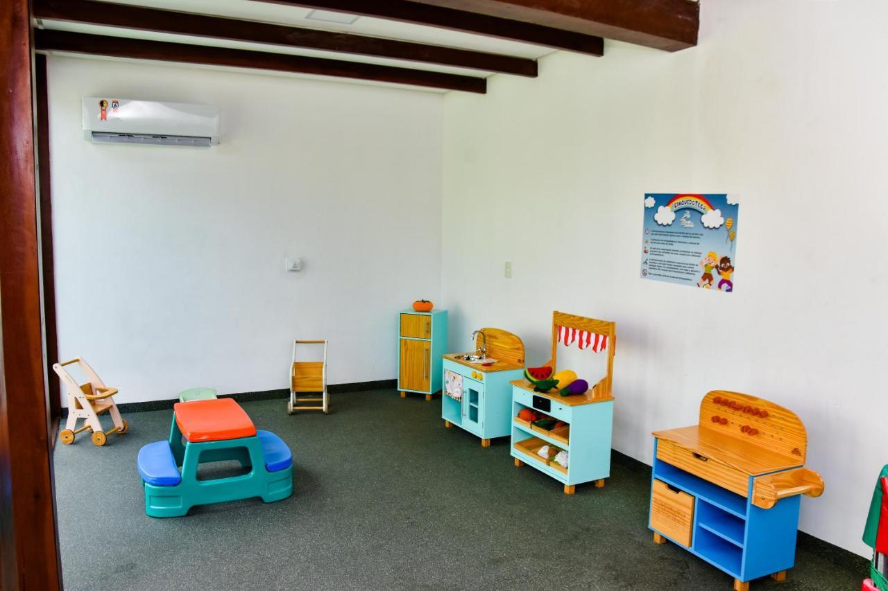 Luxo A Beira-Mar - Flats No Carneiros Beach Resort Прая-дус-Карнейрус Екстер'єр фото